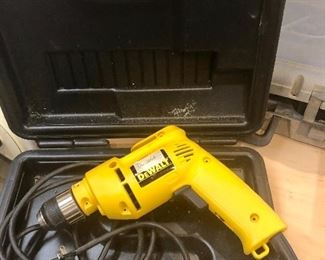 DeWALT DW106 3/8 ' VSR Drill