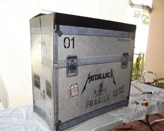 Metallica 1993 Promo Huge Store Display Road Case (New in Box, Never Used) This is a picture off of EBay to show what it looks like when assembled.