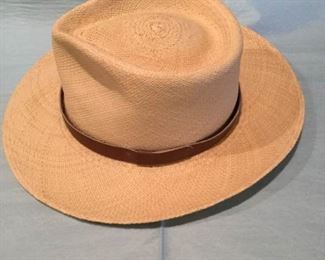 Men's Genuine Panama Hat https://ctbids.com/#!/description/share/307234