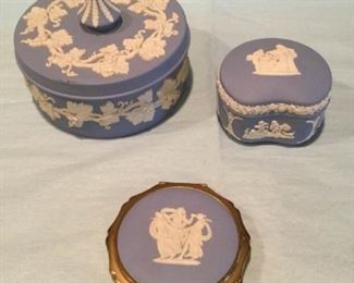 Wedgwood trinket boxes and compact https://ctbids.com/#!/description/share/307549
