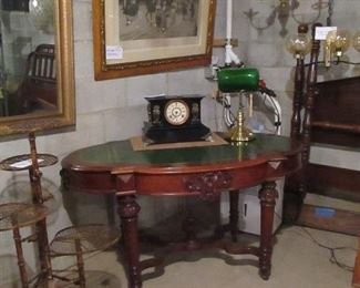 LIFT TOP WRITING DESK WITH LEATHER TOP