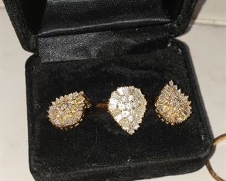 BEAUTIFUL 14k diamond ring and earring set