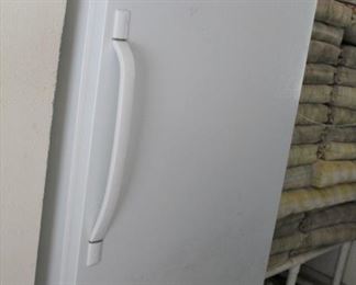 appliance stand up refrigerator