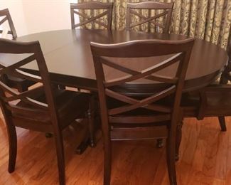 Table with 1 leaf and 6 Chairs