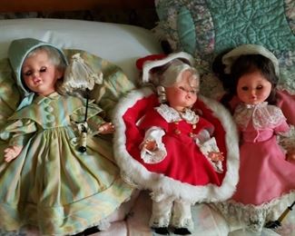 Bed dolls 
