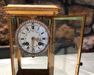 With key and pendulum