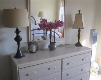 DRESSER WITH MIRROR, PAIR OF LAMPS