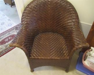 WICKER CHAIR