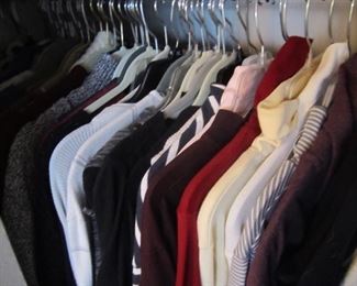 WOMEN'S CLOTHING