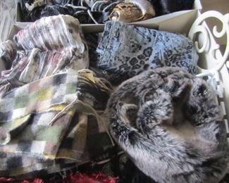SCARVES