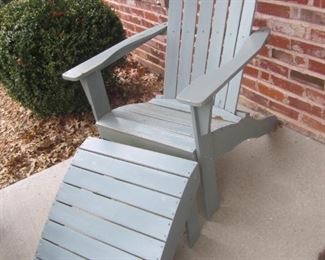 PAIR OF CHAIRS
