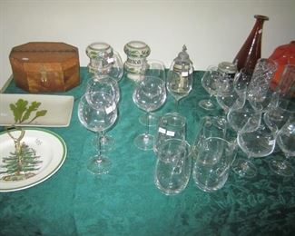 STEMWARE AND DECOR