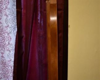 Hand made by Dr. George Richard Buchanan, who also published a book on the making of fine dulcimers, This is a fine example of his work, an Hour Glass  Dulcimer made of poplar.