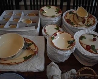 Beautiful Vintage Franciscan Apple Dinner Ware (count to follow shortly) 