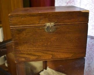 Antique Oak and Porcelain lined Cigar Chest by Gargent Cigar Chest pat. Dec. 22, 1908, Bridgeport, Conn.
