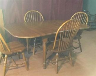 Adirondack Colonial furniture https://ctbids.com/#!/description/share/308576
