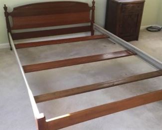 Full Size Bed And Nightstand https://ctbids.com/#!/description/share/308619