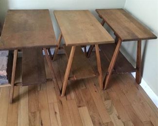 Set of 3 Maple End Tables https://ctbids.com/#!/description/share/308624