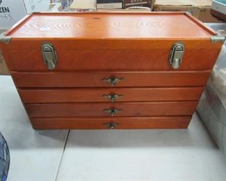Wood tool chest