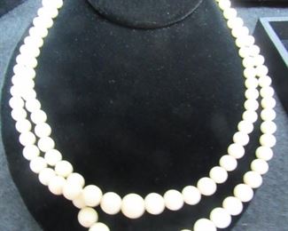 14kt Gold Baroque Pearl Necklace