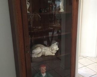Another beautiful display cabinet