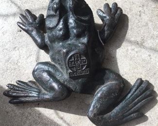 Salem Elevator Advertising cast iron frog