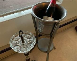 055 Champagne Cooler, Stand  Ashtray