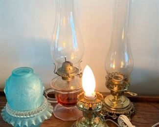 091 Eagle Oil Lamp  Fenton Fairy Lamp