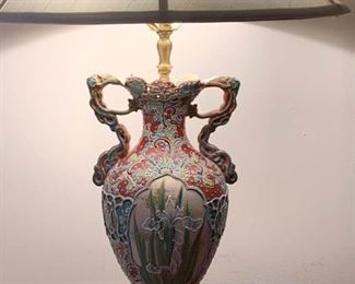 051 Floral Vase Lamp