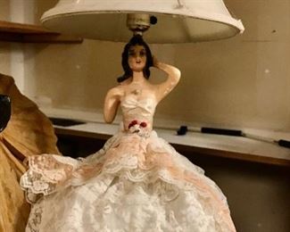 Another doll lamp