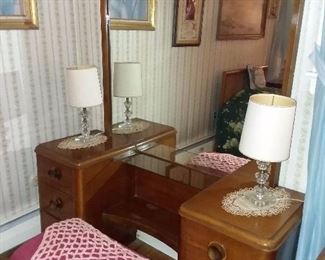 Art Deco Bedroom Set