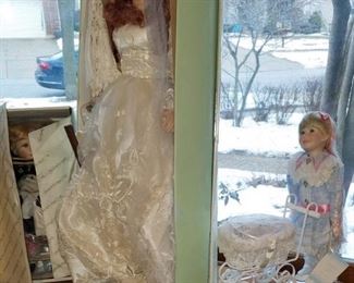 More dolls!