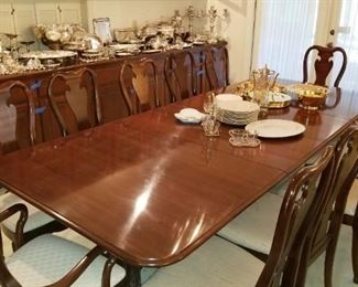 Thomasville Dining Room Table seating for 12