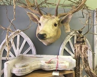 Taxidermy, Lots Church window decor,
Corbels, watering cans
Divider wall on wheels