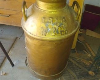 1914 milk can
