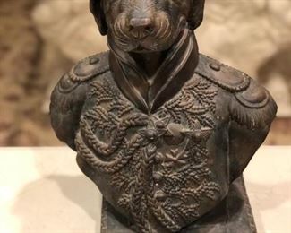 Dog general bronze 