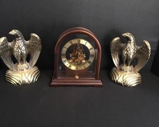 Den or Living Room Decor https://ctbids.com/#!/description/share/309359