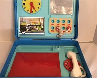 Toy Desk Set https://ctbids.com/#!/description/share/309376