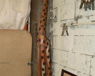 giraffe statue