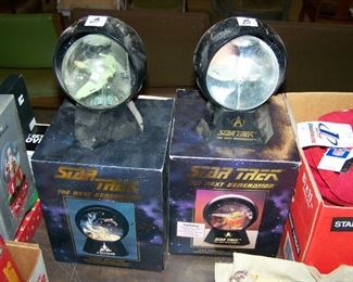 Star Trek snow globes