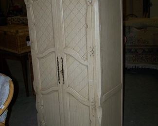 armoire 