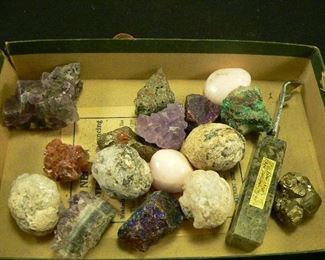 mineral specimens/rock stones