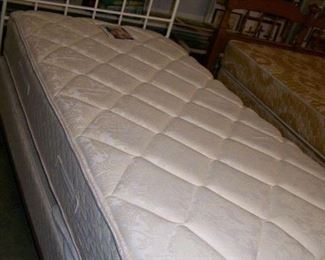 twin size bed and headboard 