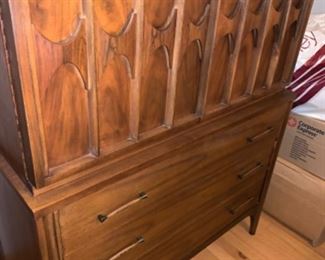 Breuer hill dresser with drawers