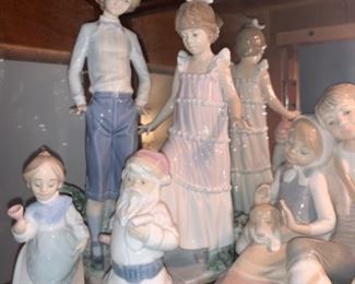 Wide collection of Llardo Figurines