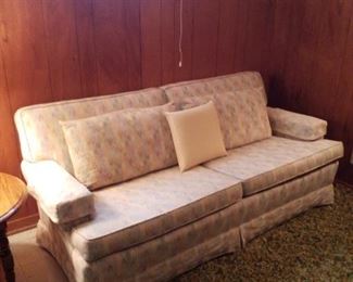 2-cushion sofa
