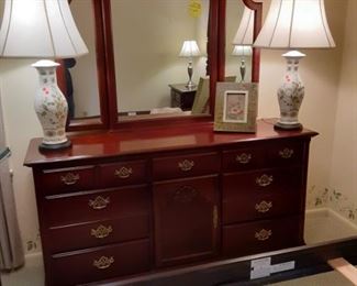 Triple dresser, pair of matching table lamps