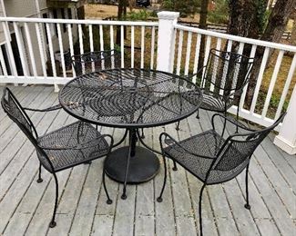 Outdoor patio set