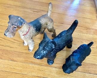 Doggie statues