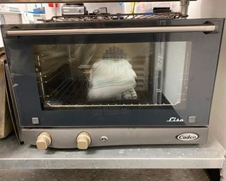 Cadco Lisa Convection Oven